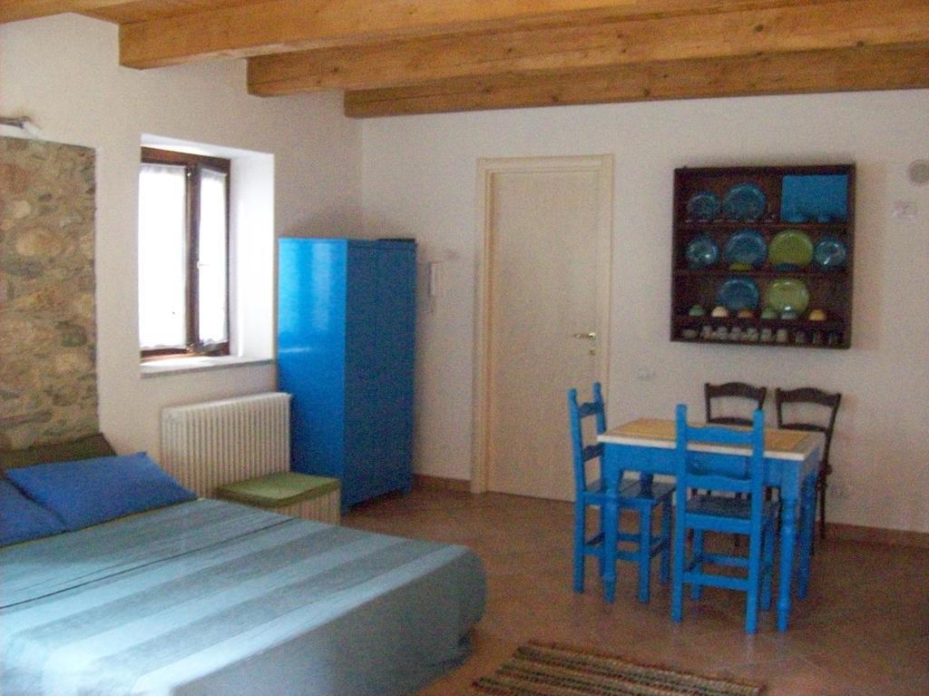 Appartamenti Ca Di Pom Omegna Szoba fotó